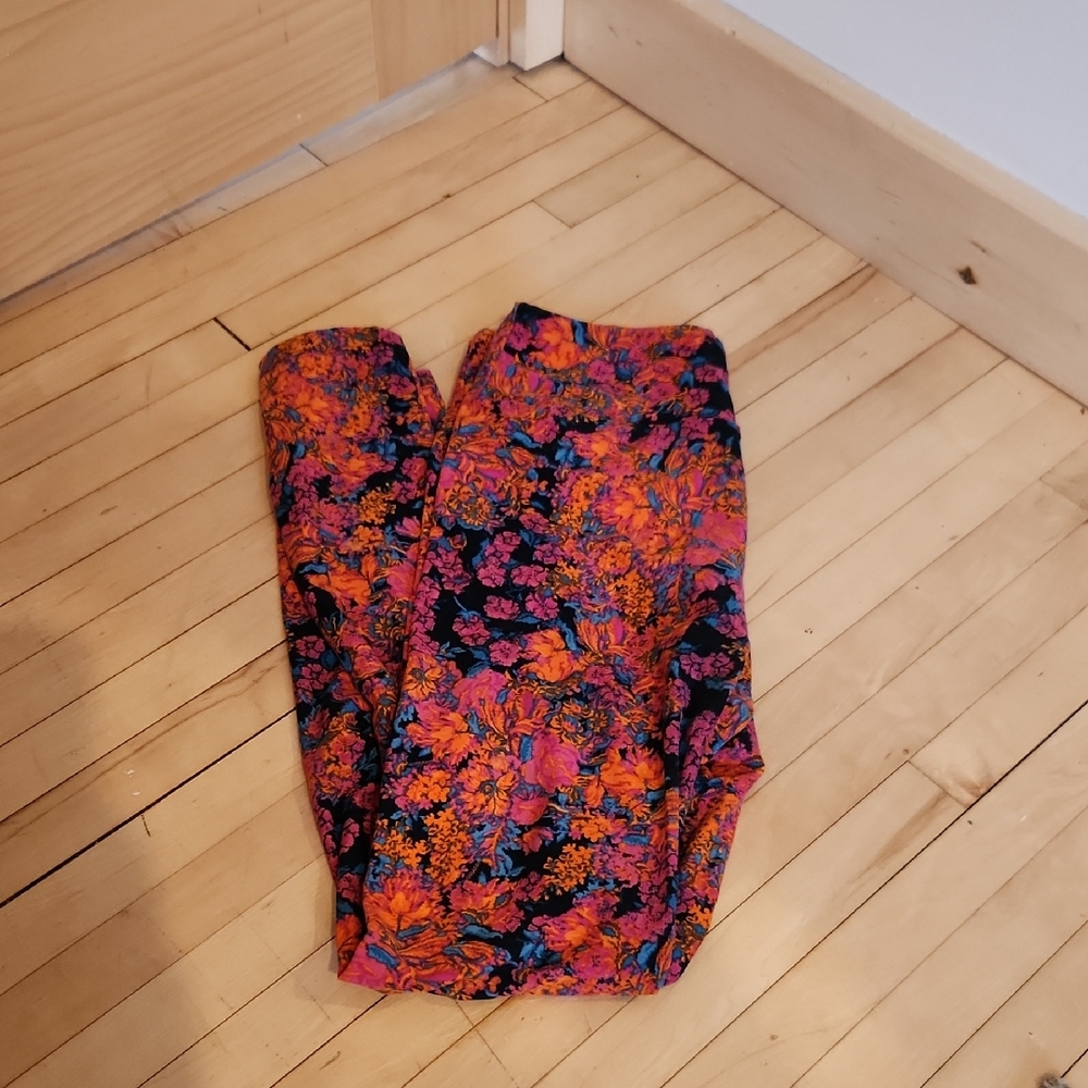 LuLaRoe Multicolor Floral Leggings